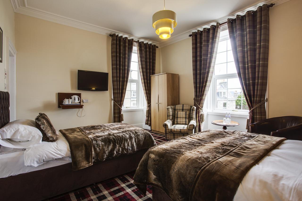Haughton Arms Hotel Alford  Ngoại thất bức ảnh
